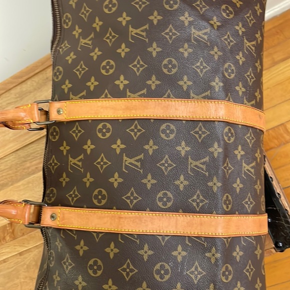 Louis Vuitton Vintage Boston Keepall 55 Travel Bag. - Picture 12 of 16
